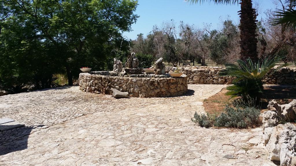 Agriturismo Tenuta La Siesta Галиполи Екстериор снимка