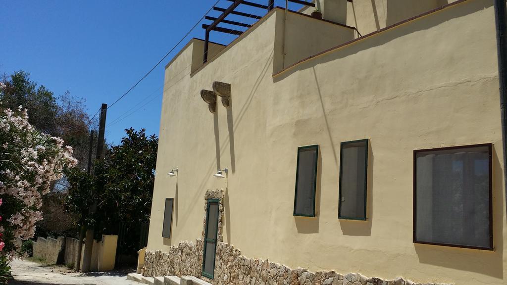Agriturismo Tenuta La Siesta Галиполи Екстериор снимка